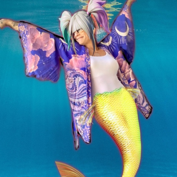 Blue & Pink Trippy MoonClouds Kimono - Picture 9 of 9